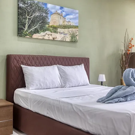 Modern 2 Bedroom Near The Bzar1-1 아파트