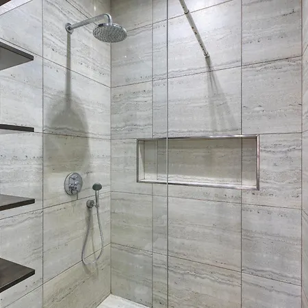 아파트 Modern 2 Bedroom Near The Bzar1-1